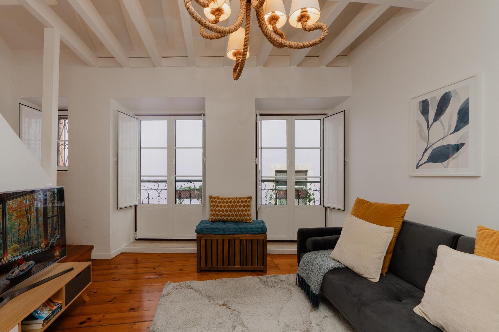 리스본 Stylish Getaway In A Mezzanine Flat By The Castle 아파트 외부 사진